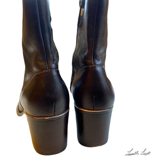 Cocoa: Liz Claiborne Flex Leather boots. - Picture 2 of 8